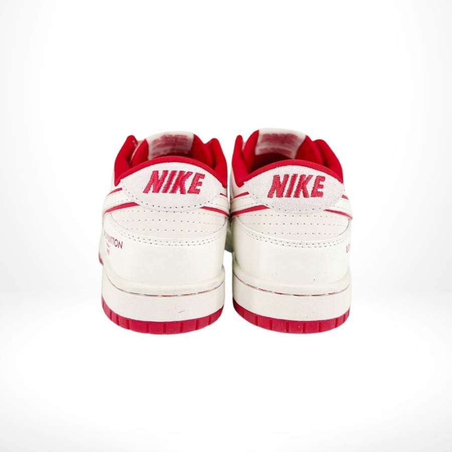 Rear view of the Nike SB Dunk Low