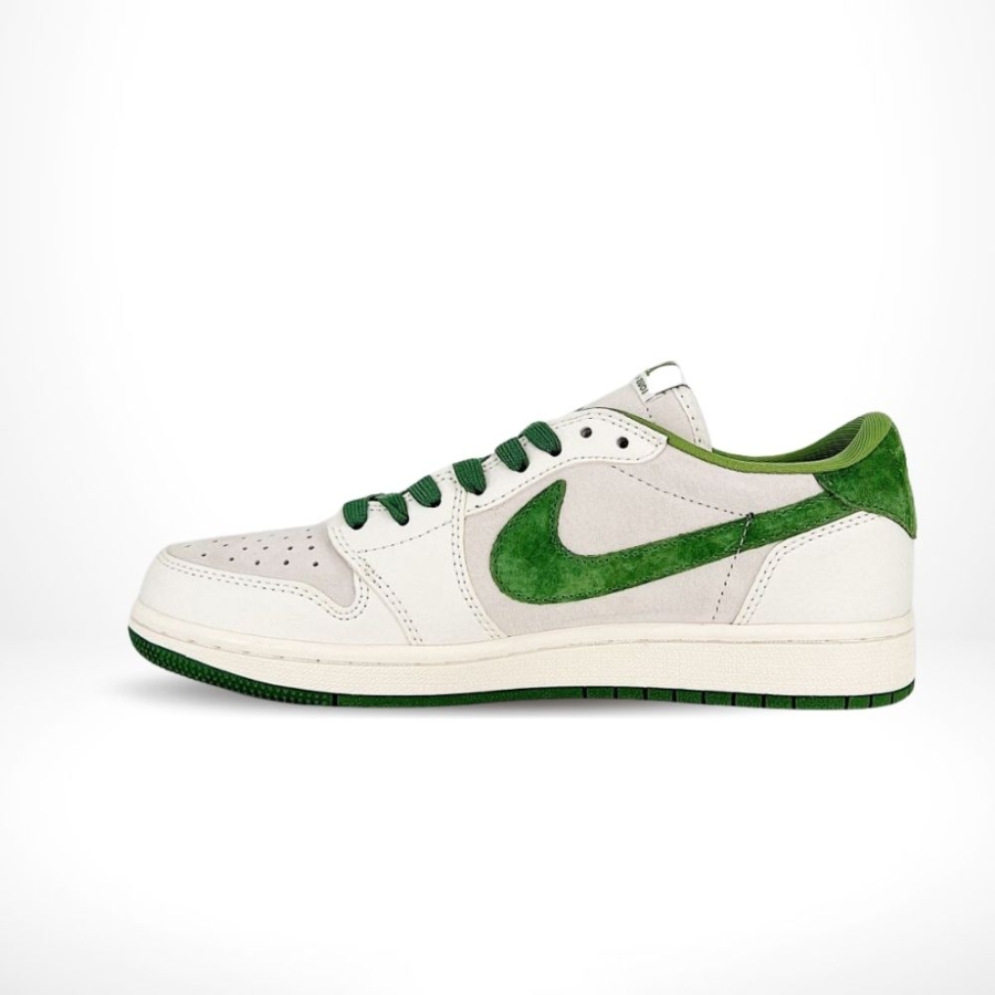 Side profile of the Air Jordan 1 Low