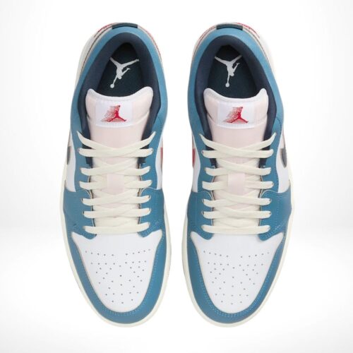 Top view of the Air Jordan 1 Low