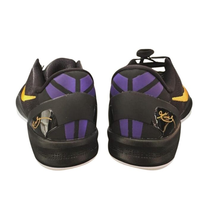 NIKE KOBE 8 PROTRO BLACK UNIVERSITY GOLD HF9550 001 - Image 3