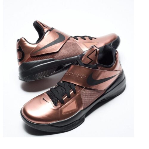NIKE KEVIN DURANT 4 CHRISTMAS METALLIC COPPER FZ5913 800 - Image 3