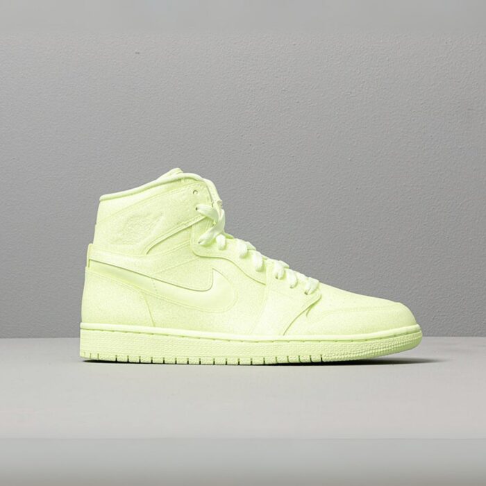 NIKE AIR JORDAN 1 RETRO HIGH BARELY VOLT AH7389 700 - Image 2