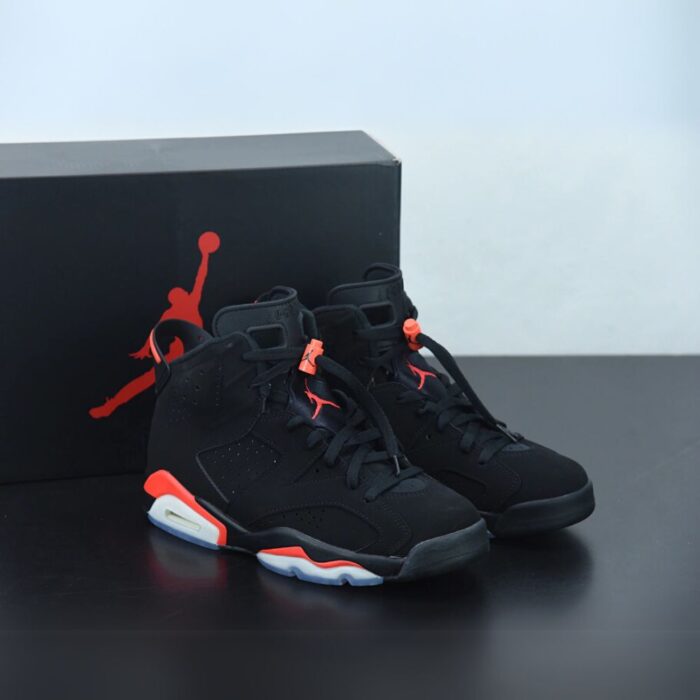 NIKE AIR JORDAN 6 RETRO VARSITY RED 384664 061 - Image 2