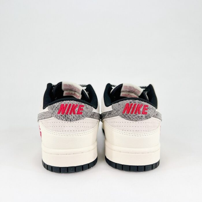 NIKE SB DUNK LOW X STUSSY SNAKE YEAR LIMITED EDITION WHITE GREY SMALL HOOK STARS XF8698 051 - Image 5