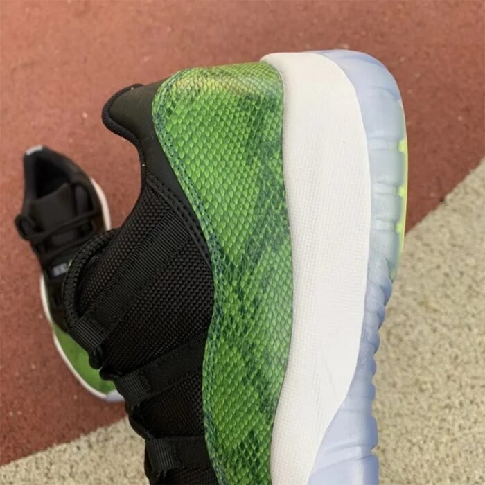 AIR JORDAN 11 RETRO LOW SNAKESKIN GREEN 528895 033 - Image 8