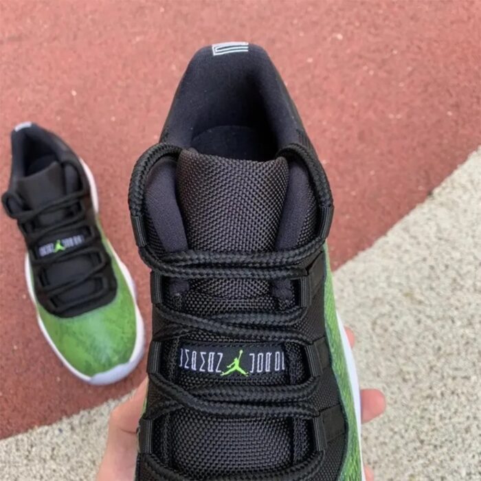AIR JORDAN 11 RETRO LOW SNAKESKIN GREEN 528895 033 - Image 7