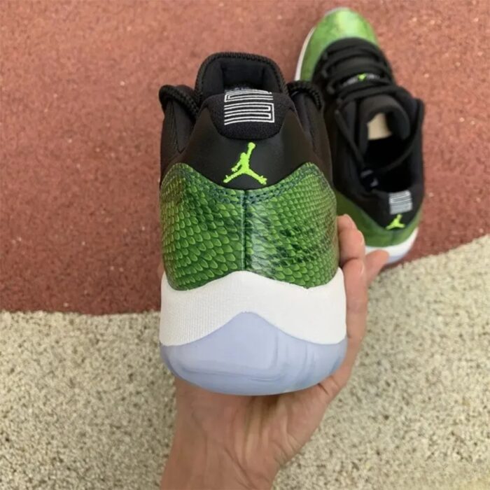 AIR JORDAN 11 RETRO LOW SNAKESKIN GREEN 528895 033 - Image 4