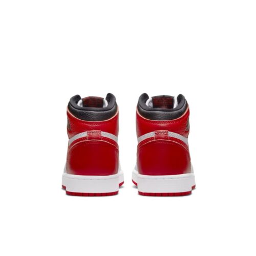 NIKE AIR JORDAN 1 HIGH OG HERITAGE WHITE UNIVERSITY RED BLACK 555088 161 - Image 5
