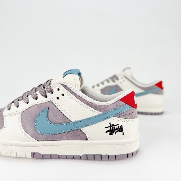 NIKE SB DUNK LOW X STUSSY WHITE BLUE GREY HOOK STAR CY5979 108 - Image 3