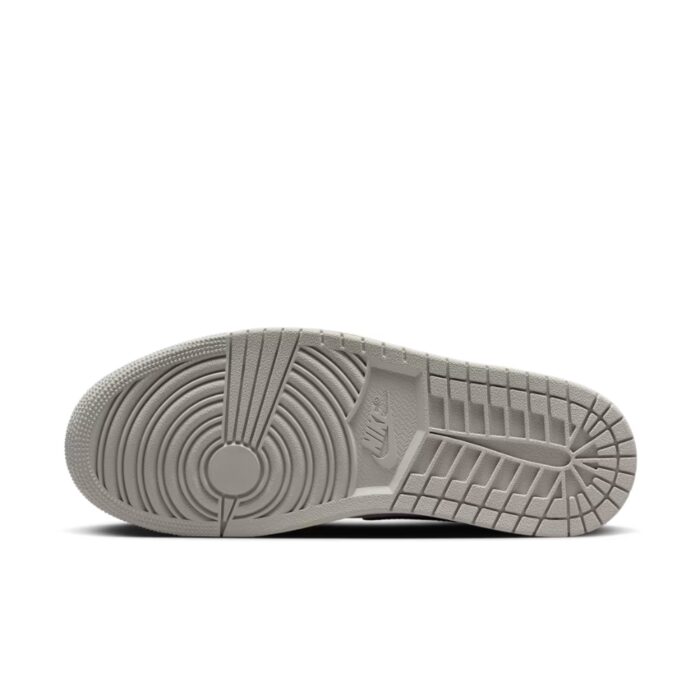 NIKE AIR JORDAN 1 HIGH OG ELEPHANT PRINT WHITE CEMENT BLACK DZ5485 052 - Image 6