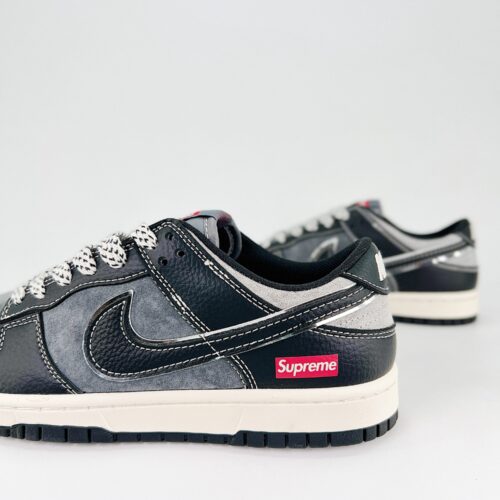 Nike SB Dunk Low X Supreme Black Dark Gray Small Hook Stars - Image 3