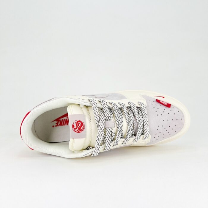 NIKE SB DUNK LOW X STUSSY JOINT BEIGE GRAY RED FC1688 206 - Image 4