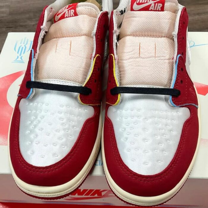 NIKE AIR JORDAN 1 LOW OG HOME X TROPHY ROOM SAIL VARSITY RED BLACK METALLIC GOLD HV6157 100 - Image 4