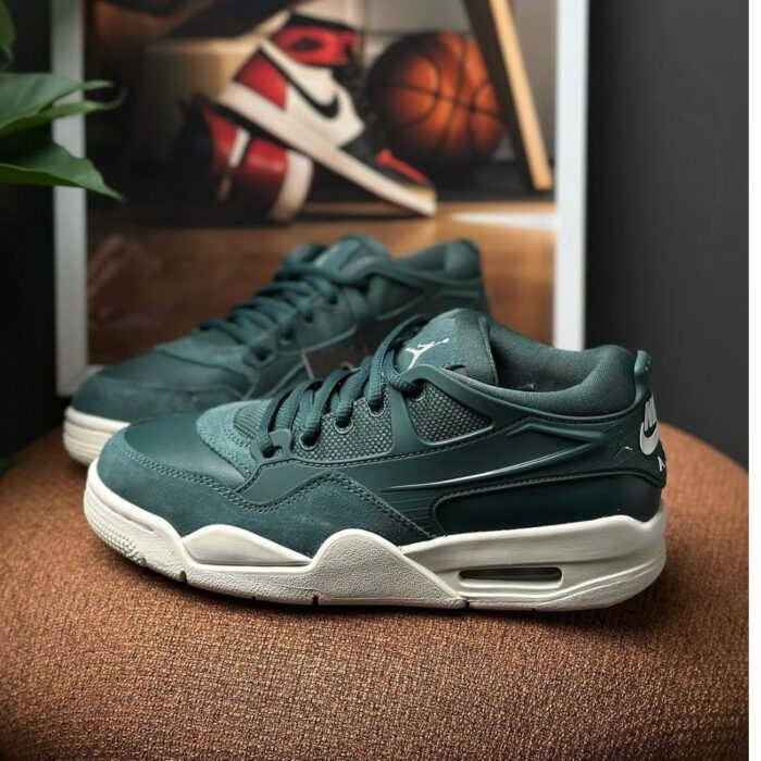 NIKE AIR JORDAN 4 RM OXIDIZED GREEN FQ7940 300 - Image 3