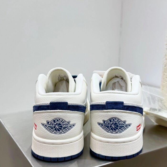 NIKE AIR JORDAN 1 LOW X SUPEREME WHITE BLUE - Image 3