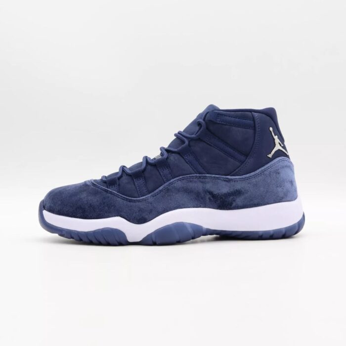 NIKE AIR JORDAN 11 MIDNIGHT BLUE NEW 378037 441 - Image 3