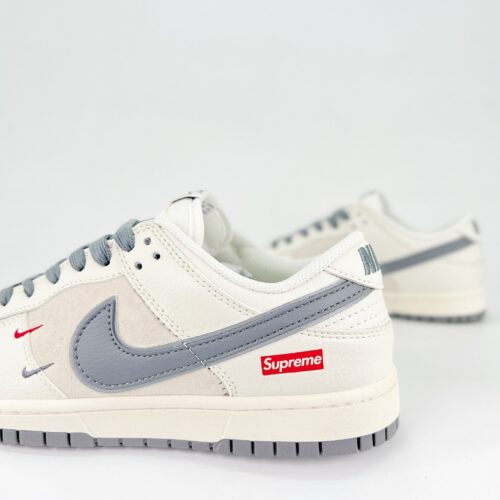 Nike SB Dunk Low X Supreme White Gray  - Image 3