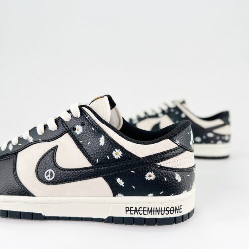 Nike SB Dunk Low X Peaceminusone Black Gray Small Hook  - Image 3