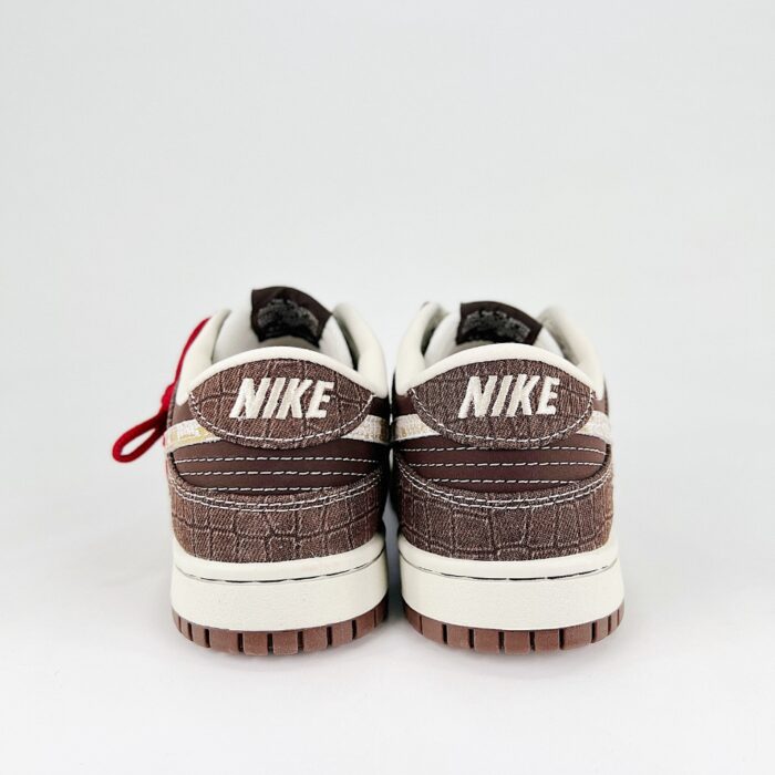 NIKE SB DUNK LOW STUSSY SNAKE YEAR LIMITED EDITION BROWN CREAM WHITE CH8311 281 - Image 5