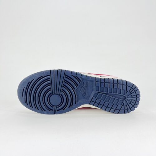 Nike SB Dunk Low X supreme Joint Gray Pig Eight Red Hook - Image 6