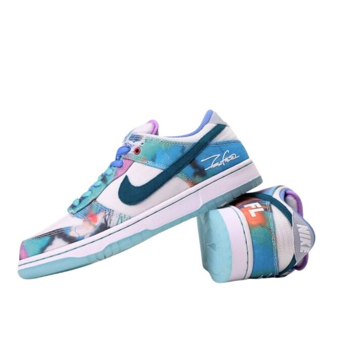 NIKE SB DUNK LOW X FUTURA LABORATORIES BLEACHED AQUA HF6061 400 - Image 3