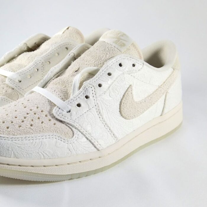 NIKE AIR JORDAN 1 LOW OG X CHRIS PAUL GIVE THEM FLOWERS FZ0455 200 - Image 4