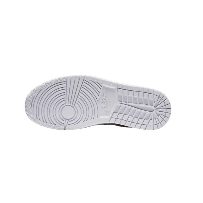 NIKE AIR JORDAN 1 LOW WHITE METALLIC GOLD CZ4776 100 - Image 4