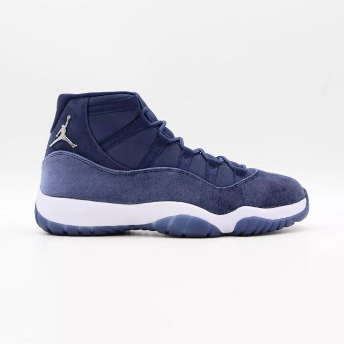 NIKE AIR JORDAN 11 MIDNIGHT BLUE NEW 378037 441 - Image 4