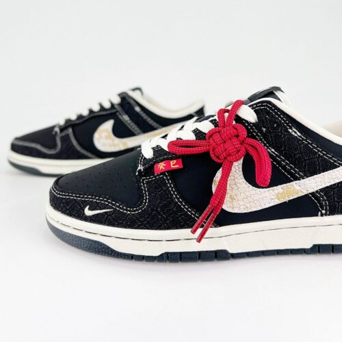 Nike SB Dunk Low X Stussy Year OF The Snake Black White - Image 4