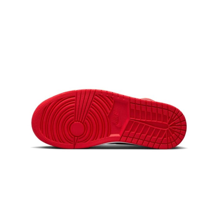 NIKE AIR JORDAN 1 RETRO HIGH OG SATIN BRED FD4810 061 - Image 5