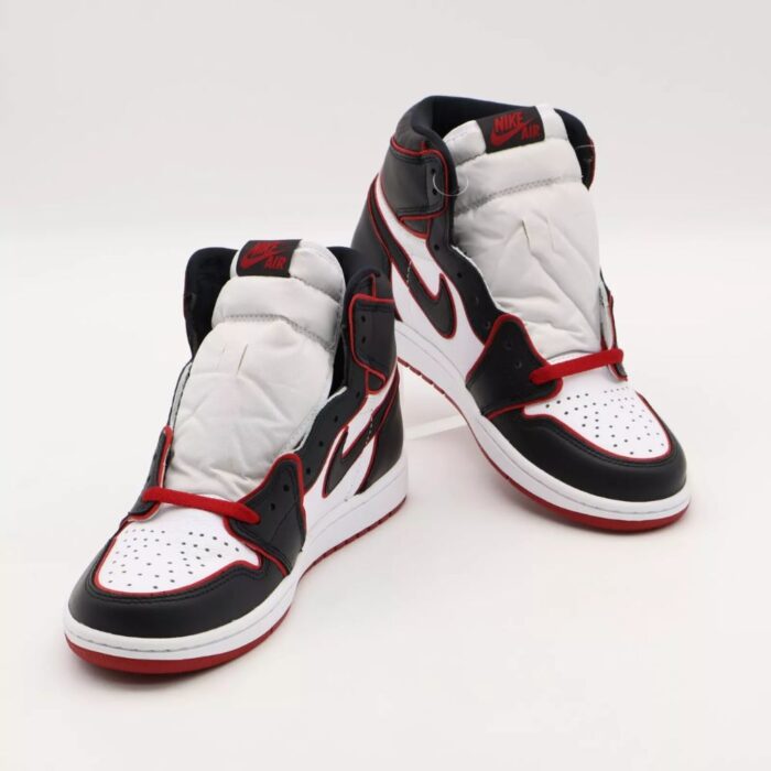 NIKE AIR JORDAN 1 RETRO HIGH BLOODLINE 555088 062 - Image 5