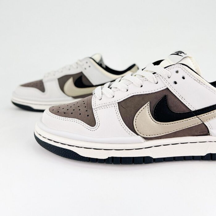 NIKE DUNK SB LOW X SLAM DUNK WHITE BROWN - Image 4