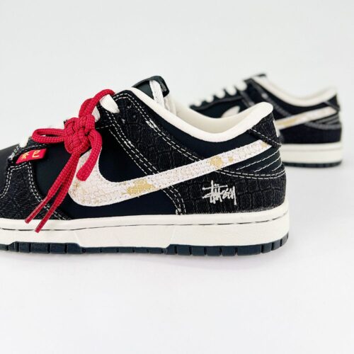 Nike SB Dunk Low X Stussy Year OF The Snake Black White - Image 5