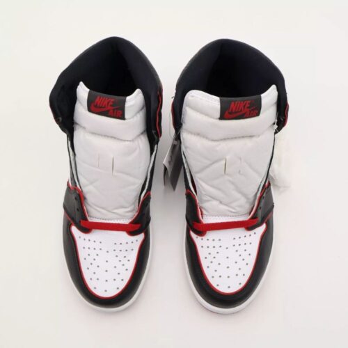 NIKE AIR JORDAN 1 RETRO HIGH BLOODLINE 555088 062 - Image 6