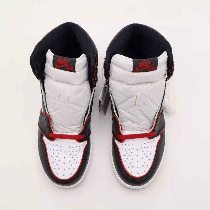 NIKE AIR JORDAN 1 RETRO HIGH BLOODLINE 555088 062 - Image 6