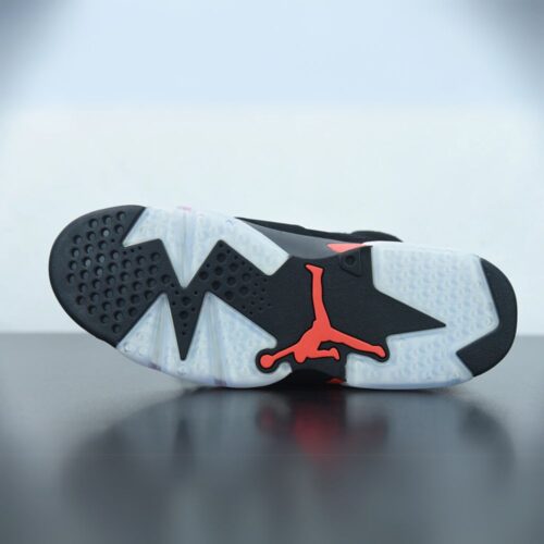 NIKE AIR JORDAN 6 RETRO VARSITY RED 384664 061 - Image 6