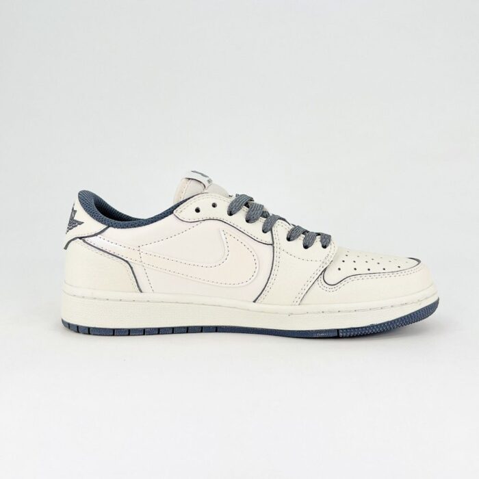 NIKE AIR JORDAN 1 LOW X TRAVIS SCOTT X UNDEFEATED WHITE GREY - Image 7