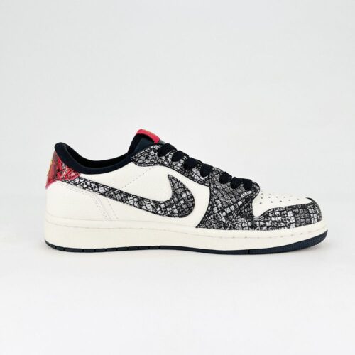 NIKE SB DUNK LOW LUNAR YEAR OF THE SNAKE WHITE BLACK - Image 6