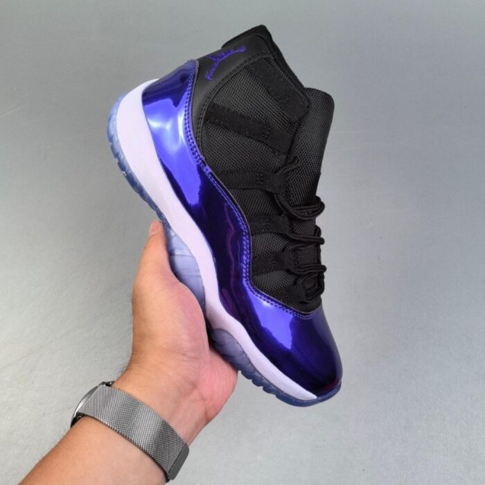 NIKE AIR JORDAN 11 BLACK PURPLE - Image 4