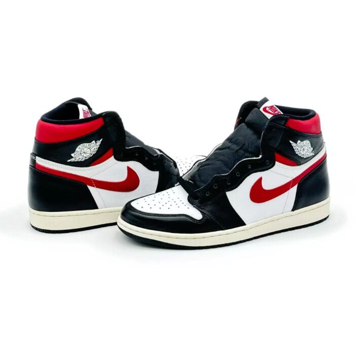 NIKE AIR JORDAN 1 RETRO HIGH BLACK GYM RED 555088 061 - Image 8