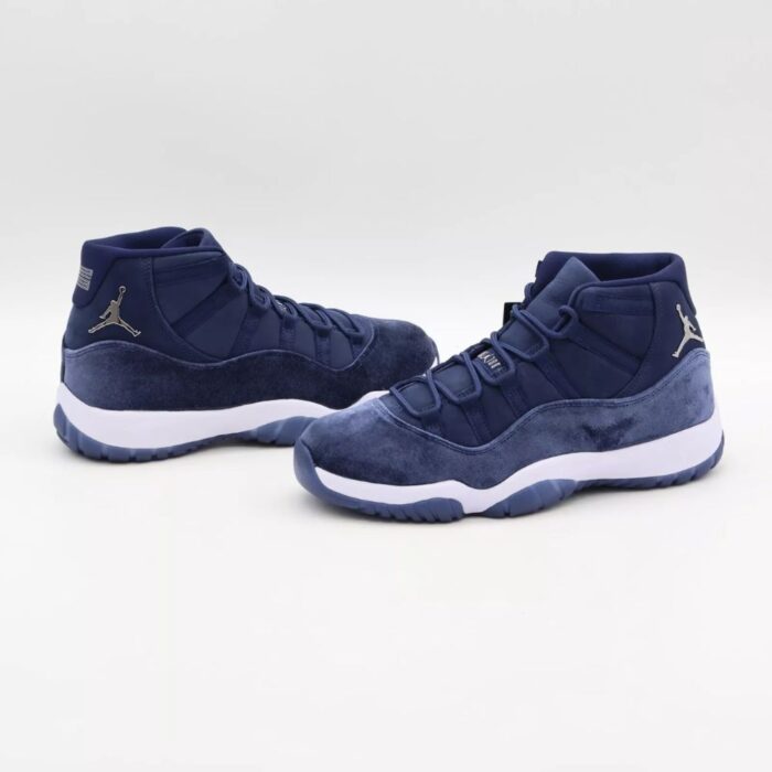 NIKE AIR JORDAN 11 MIDNIGHT BLUE NEW 378037 441 - Image 9