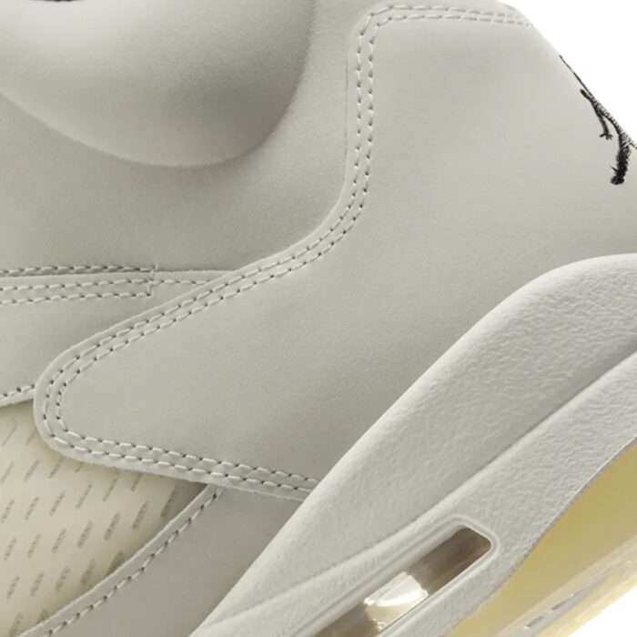 NIKE AIR JORDAN 5 SE SAIL BLACK LIGHT OREWOOD BROWN COCONUT MILK FN7405 100 - Image 4