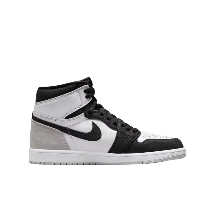 NIKE AIR JORDAN 1 RETRO HIGH OG STAGE HAZE WHITE BLEACHED CORAL BLACK GREY FOG 555088 108 - Image 2