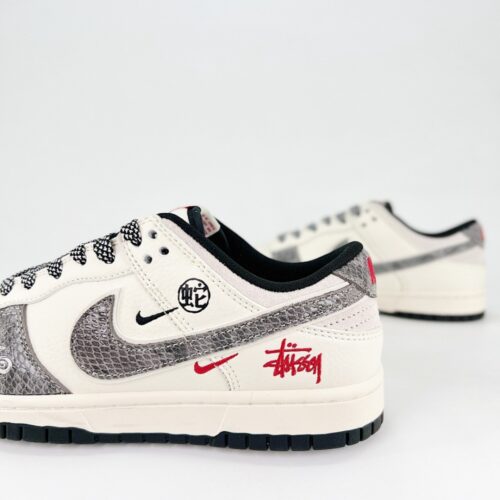 Nike SB Dunk Low X Stussy Snake Year Limited Edition White Grey  - Image 3