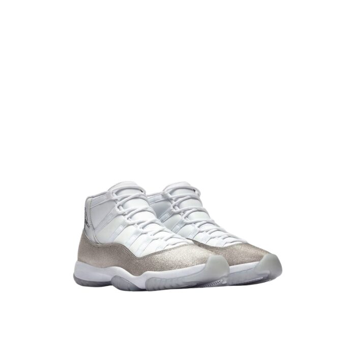 NIKE AIR JORDAN 11 RETRO WHITE METALLIC SILVER AR0715 100