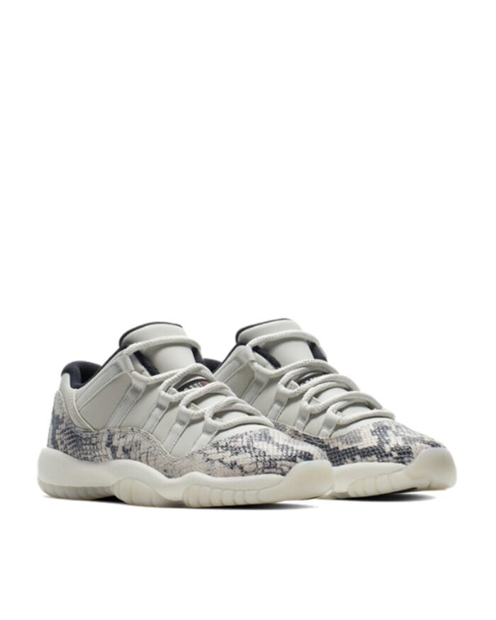 NIKE AIR JORDAN 11 RETRO LOW SNAKE WHITE BLACK DARK CONCORD 378037 100