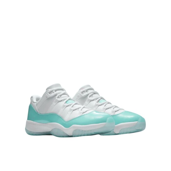 NIKE AIR JORDAN 11 LOW IGLOO AH7860 103
