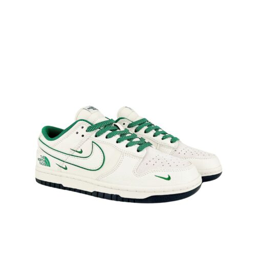 Nike SB Dunk Low X The North Face Green White