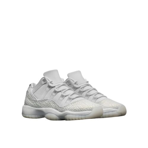 NIKE AIR JORDAN 11 RETRO LOW HEIRESS PURE PLATINUM GS 897331 100
