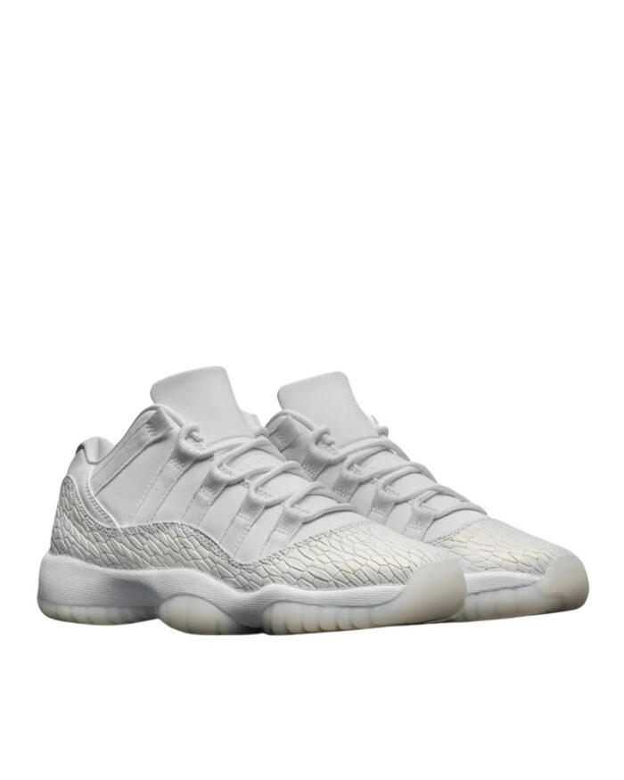 NIKE AIR JORDAN 11 RETRO LOW HEIRESS PURE PLATINUM GS 897331 100